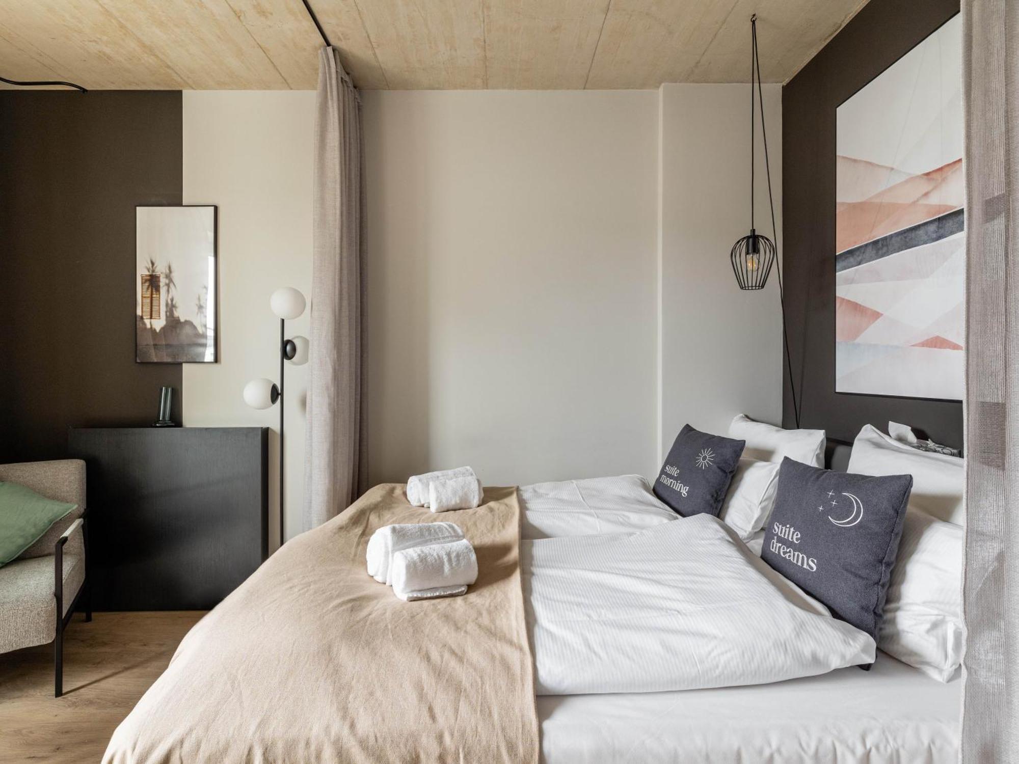 Limehome Duesseldorf Stresemannstrasse - Digital Access Pokoj fotografie