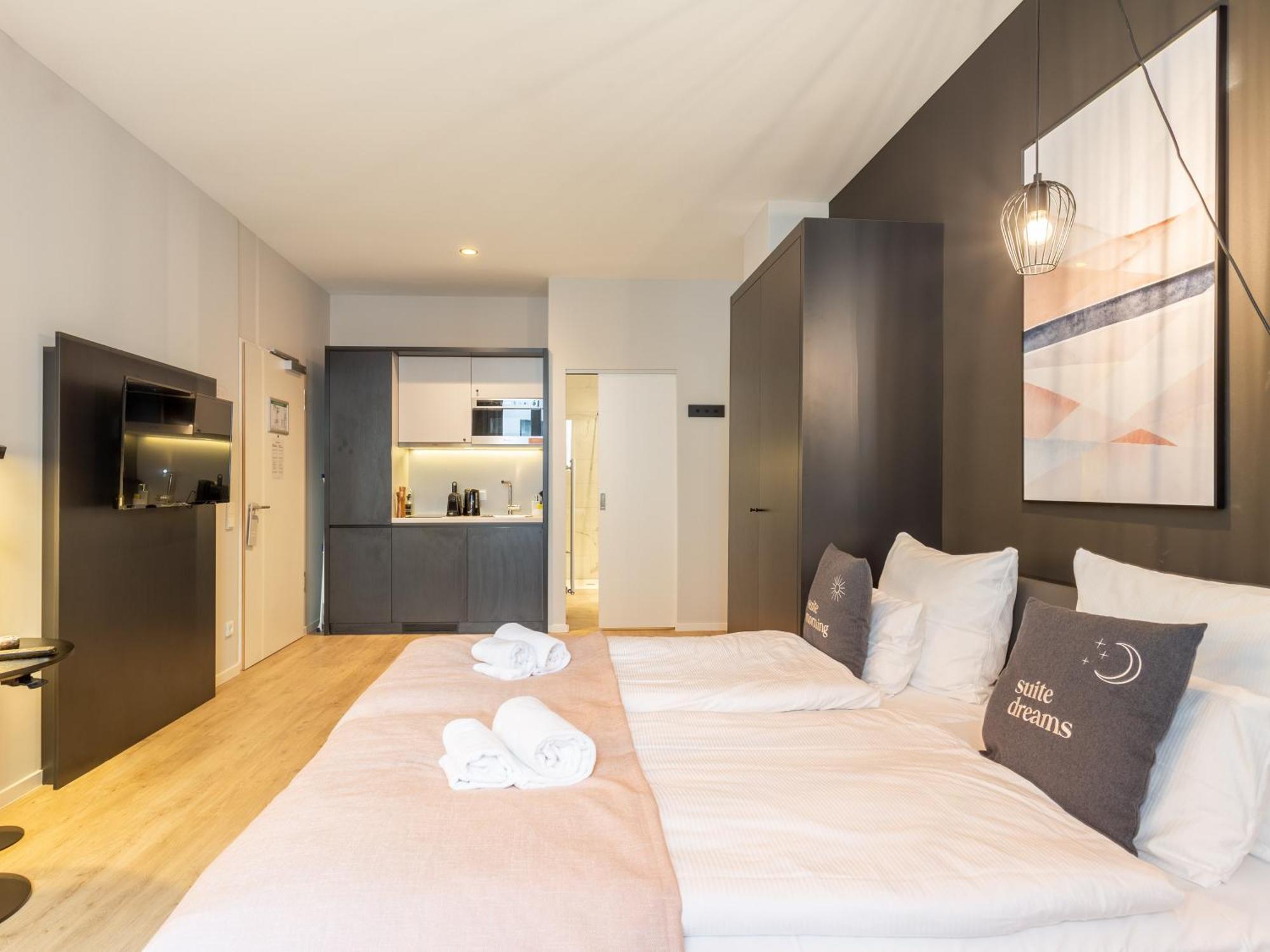 Limehome Duesseldorf Stresemannstrasse - Digital Access Pokoj fotografie