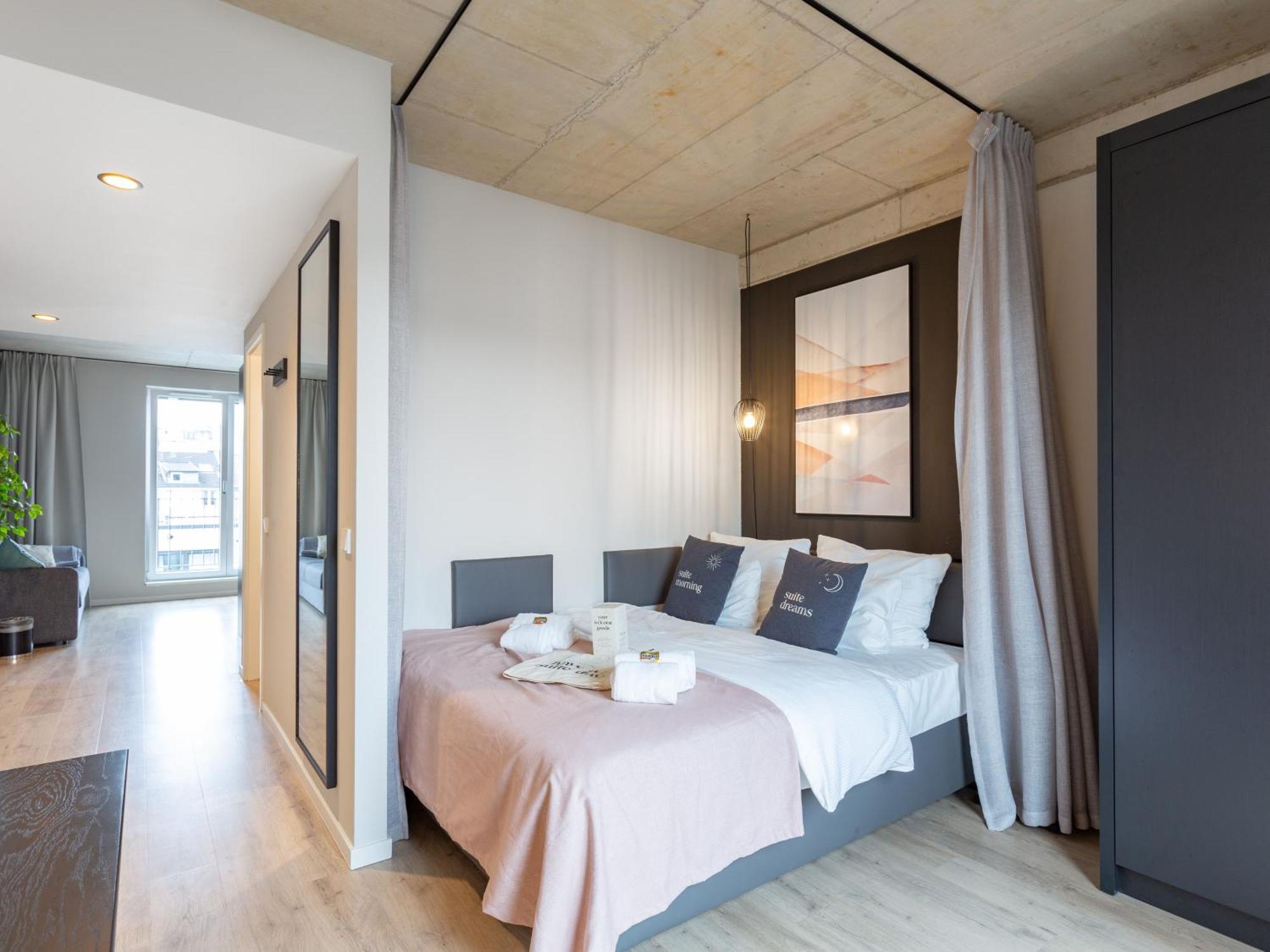 Limehome Duesseldorf Stresemannstrasse - Digital Access Pokoj fotografie