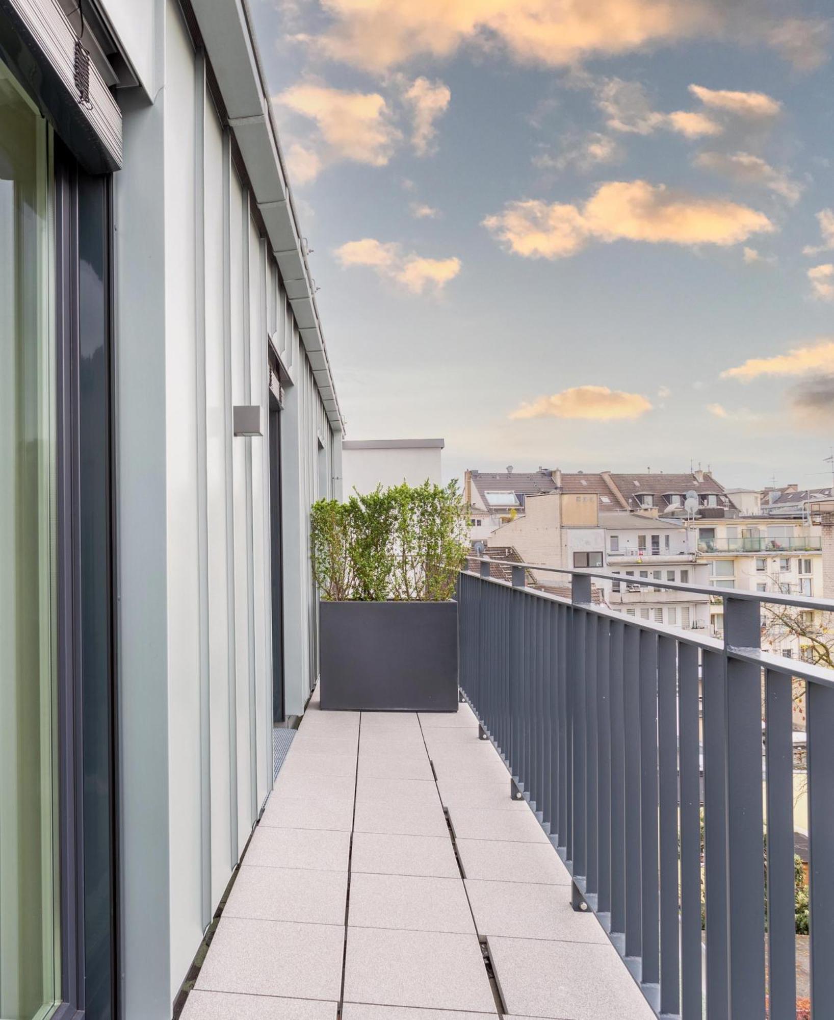 Limehome Duesseldorf Stresemannstrasse - Digital Access Pokoj fotografie
